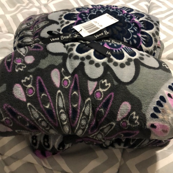 Vera Bradley Bedding Nwt Vera Bradley Throw Poshmark